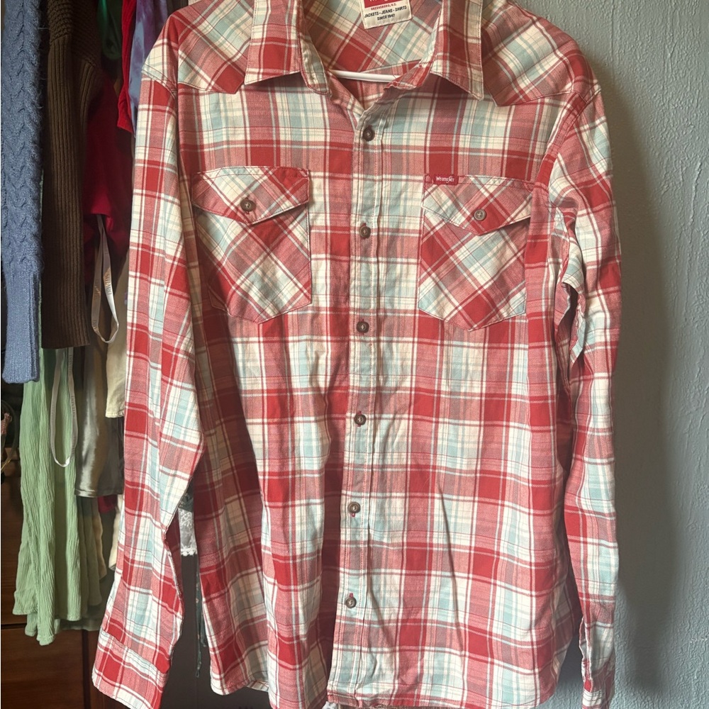 Wrangler Red and White Plaid Button Down Shirt
